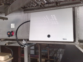 Prepojovacia skrina, reflexná fólia a odrazový hranol 